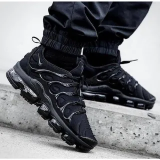 Lançamento oficial!! Sneakers Tênis Vapor Max plus Vapormax - Preto
