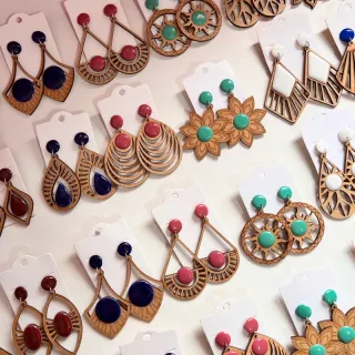 Feminino Brinco Madeira Mdf com resina - A15