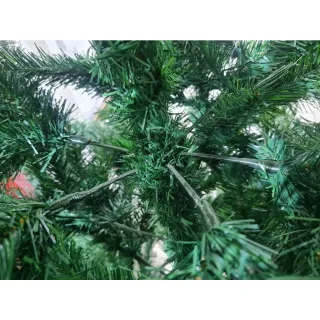 Árvore Luxo Natal 120cm - 220 Galhos - Único