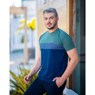 Camiseta Luxo Colorida Masculina Fio 30.1 Elastano - Azul Marinho e Vermelho