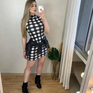 Vestido feminino curto sem manga, gola alta xadrez - P
