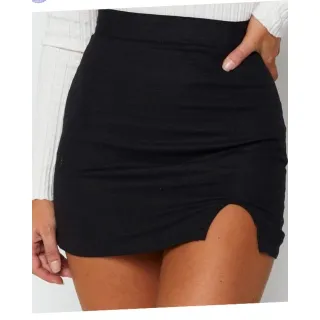 Saia Feminina Curta com Fenda - Ref. Mini Racho - Preta
