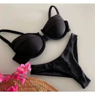 Moda Verão Biquíni Feminino Canelado Meia Taça com Aro e Bojo - Branco