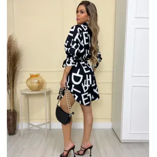 Moda Feminina: Chamise Manga Longa Estampa Letra 3RD SD110 - Preto