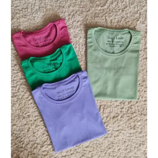 Blusa Feminina Lisa de Algodão, T-Shirt Gola Redonda Basica - Vermelho