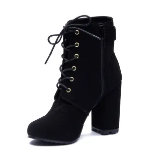 Exclusiva Bota Tratorada Coturno Salto Médio Cano - 37