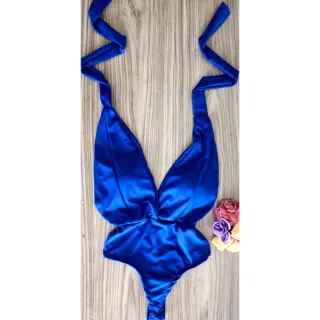 Maio Preto com Bojo, Decote Profundo e Cintura Alta - Frente Única - Opção 6