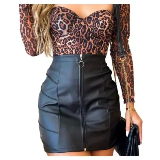 Saia Curta de Couro Fake P ao GG - Ecológico - Preto