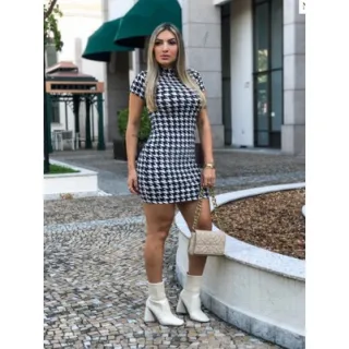 Vestido Canelado Manga Curta Gola Alta Feminino PIED DE POULE - Pied Poule
