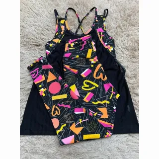 Moda Fitness Feminina: Kit Conjunto Trio Calça E Top + Blusa Embutida em Promoção - 33