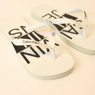 Coleção Exclusiva Estampas CK/HB Masculina Chinela 2023 - Tommy Branco