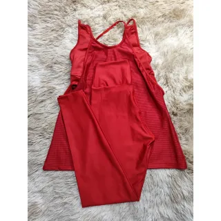 Moda Fitness Feminina: Kit Conjunto Trio Calça E Top + Blusa Embutida em Promoção - 33