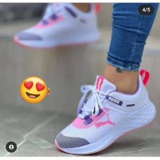 Moda conforto feminina: Tênis esportivo estilo telinha, leve e moderno