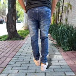 Tendência 2022: Kit com 3 Calças Jeans Masculinas Skinny de Qualidade PREMIUM e Lycra - 48