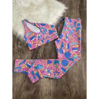 Calça Legging e Top de Um Ombro - Conjunto Fitness - Zebra