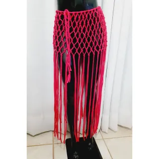 Conjuntos femininos em fio de malha: saia em macramê e saída de praia - Branco