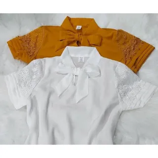 Oferta de Blusa Feminina Linda com Detalhe de Laço para Amarrar - Branco