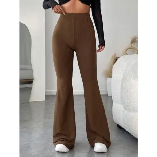 Calça pantalona feminina social básica canelada flare - Preto