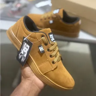 Calçado masculino unissex - Skatista: Tenis Skate com sola braqueada (costurada) - Caramelo (2 die)