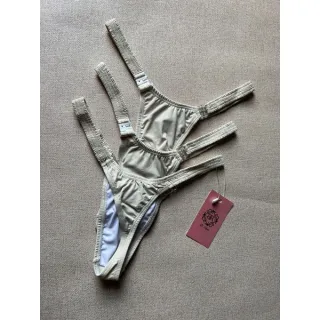 Fio dental tictac para calcinha - Compre online na Raryel - Roxo halloween