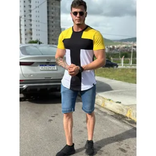 Camiseta Longline masculina em algodão fio 30.1 Penteado - Listrada Oversized - Branco com preto