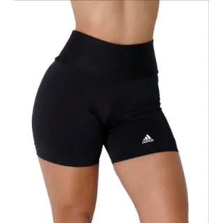 Bermuda confortável e não transparente - Shorts meia coxa - Shorts meia coxa preto/branco