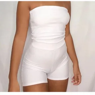 Tomara que Caia Decote Bojo Macacão Curto Feminino - Blogueira - Preto