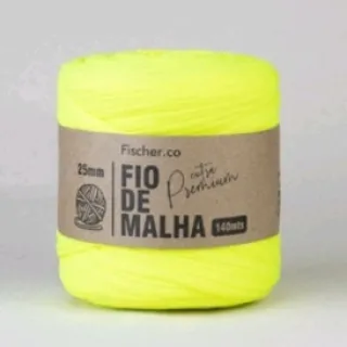 Conjuntos femininos em fio de malha: saia em macramê e saída de praia - Branco