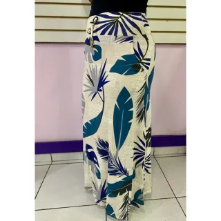 Moda evangélica: saia longa estampada e lisa em malha evasê com bolso - estampa 3