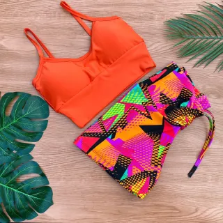 Conjunto Fitness Feminino Estampado - Cropped Top com Bojo e Short de Cordinha Regulagem - Estampa 2