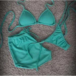 Shortinho malha canelada com biquini - ROSA BB