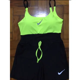 Roupa de Academia Conjunto Fitness Feminino Blusa Top Shorts - PRETO/PRETO