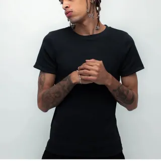 Camiseta Canelada Americana Rapper Trapper Justa Branco Preto - Preto