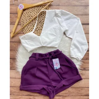 Tendência feminina: Short de alfaiataria com cordão - Verde Bandeira