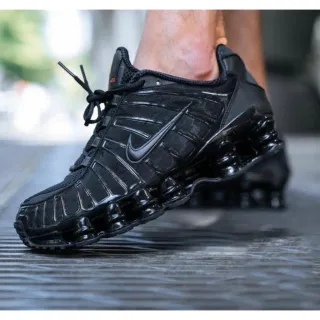 Tênis Refletivo com Molas para Homens e Mulheres - Pronta Entrega