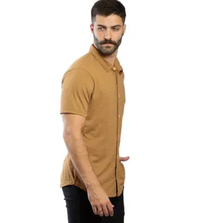 Moda Sustentável Masculina: Camisa Slim para o Homem Moderno - Militar