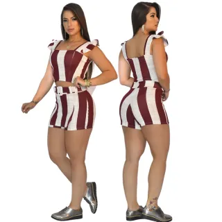 Conjunto Listrado Feminino com Croped, Short Saia e Cinto Fake - C.S.A Listrado Vermelho