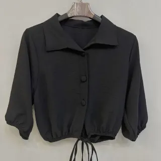 Blusas com botões em tecido duna - modelo 06