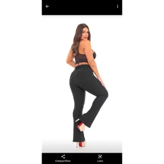 Calça Pop Groso Flare com Bolso Atrás e Cinto - Azul Marinho