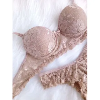 Sutiã Calcinha Lingerie Feminina Moda Intima Nude Cor Pele S/Marca - M (40/42)