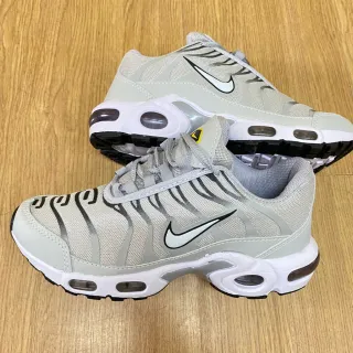 Confortável Tênis Esportivo Masculino Leve Para Caminhar Correr Academia - preto branco tn