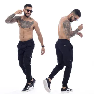 Calça Jogger Masculina Slim Sarja Cargo com Cordão e Bolsos - Creme Escuro