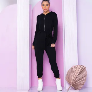 Promoção Macacão Longo com Capuz, Manga Longa e Detalhe em Zíper - Verde Militar