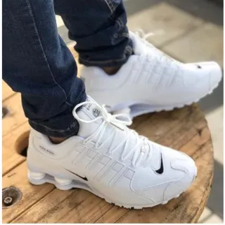 Tênis Masculino e Feminino Branco com Molas Prateadas - Shox NZ - Preto