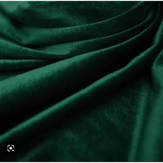 Vestido de Baile com Fenda Lateral e Manga Longa - Elegante e Sofisticado - Vinho