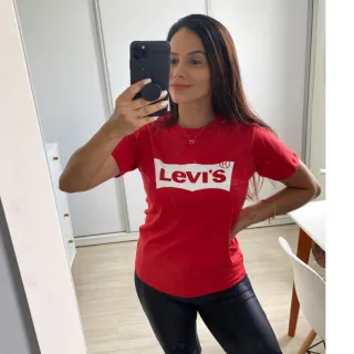 T-shirt feminina Liev