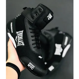 Confortável Botinha para Academia - Preto - Branco