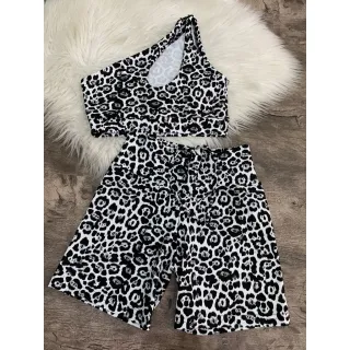 Top de Um Ombro e Short Fitness com Amarração Frontal - VERDE PALMA