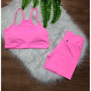 Conjunto para academia em poliamida com top bojo e short - variados