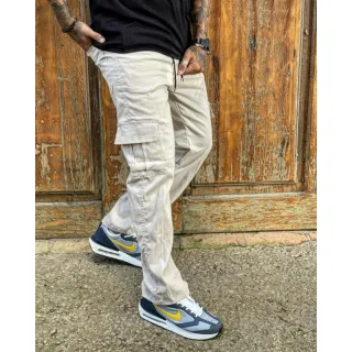 Calça masculina jeans cargo em várias cores e lavagens, linha premium original - Preta